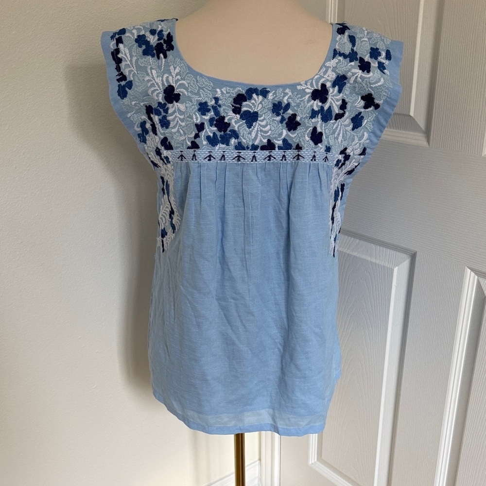 J Marie Embroidered Blue Women's Top - Picture 3 of 7